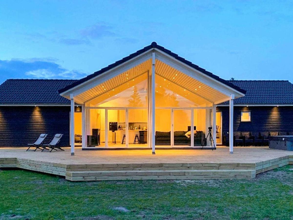 14 Person Holiday Home In V Ggerl Se Bøtø By Esterno foto