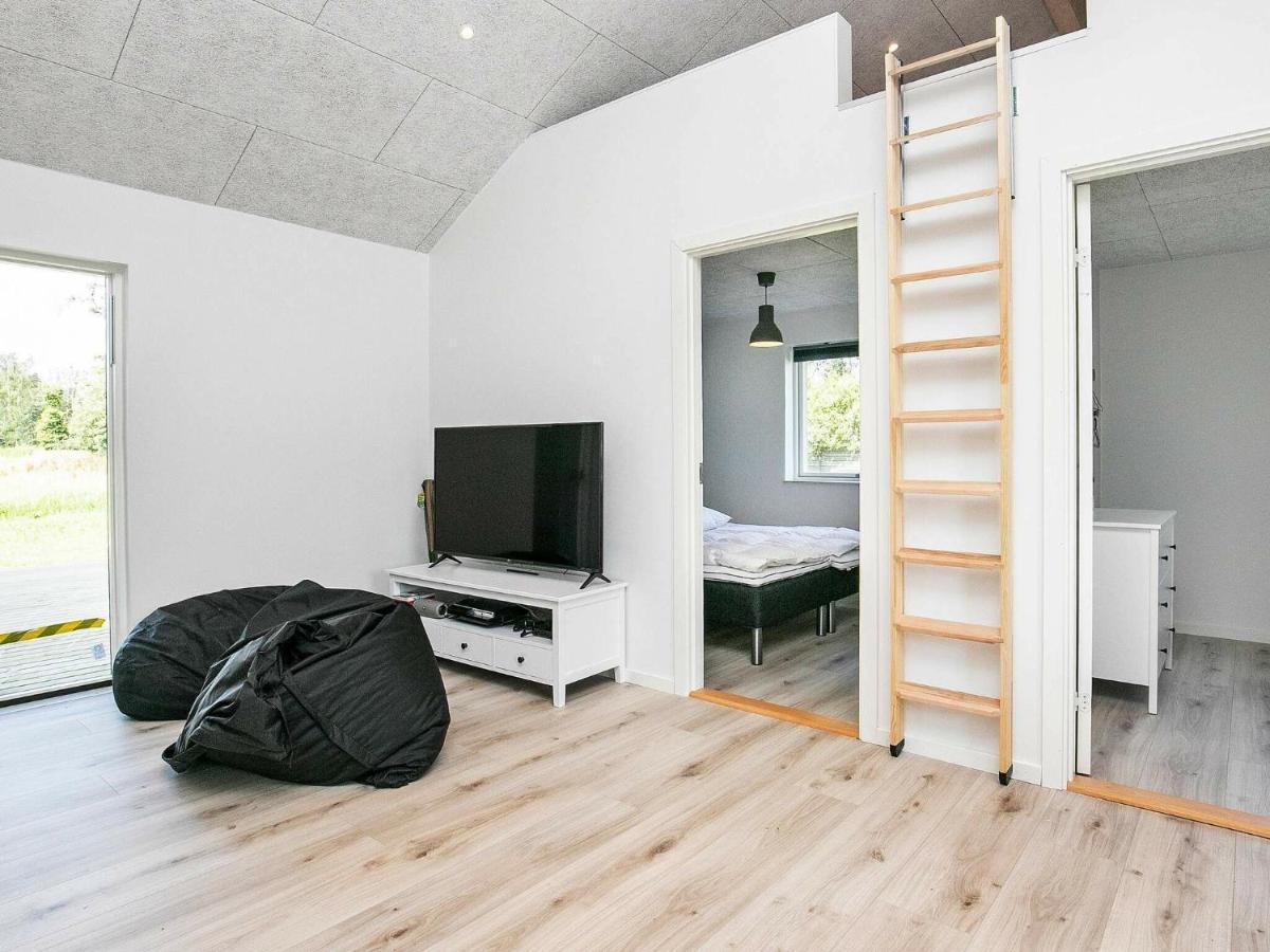 14 Person Holiday Home In V Ggerl Se Bøtø By Esterno foto
