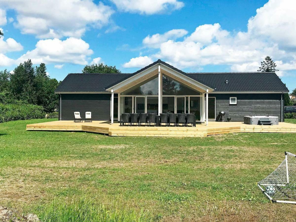 14 Person Holiday Home In V Ggerl Se Bøtø By Esterno foto